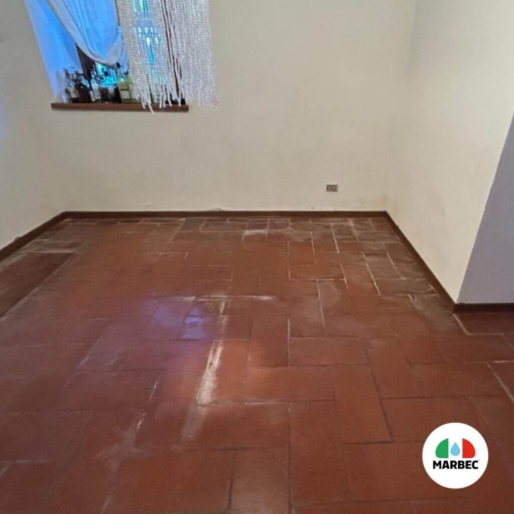 TERRACOTTA FLOOR RESTORATION